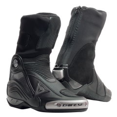 Dainese Axial D1 in boots